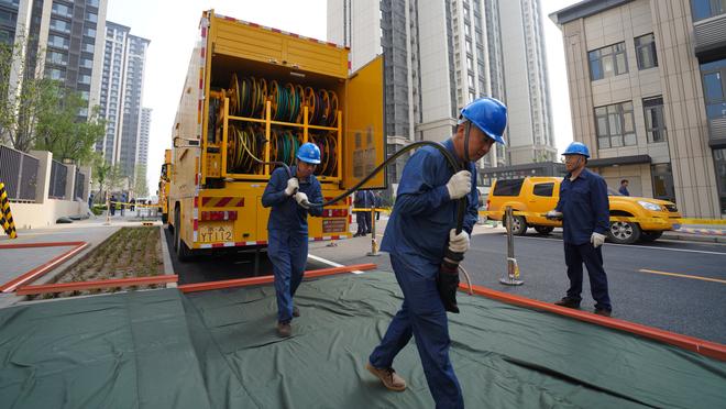 苏群谈快船近期疲软：进入了蜜月后的疲惫期 丧失上紧发条的动力